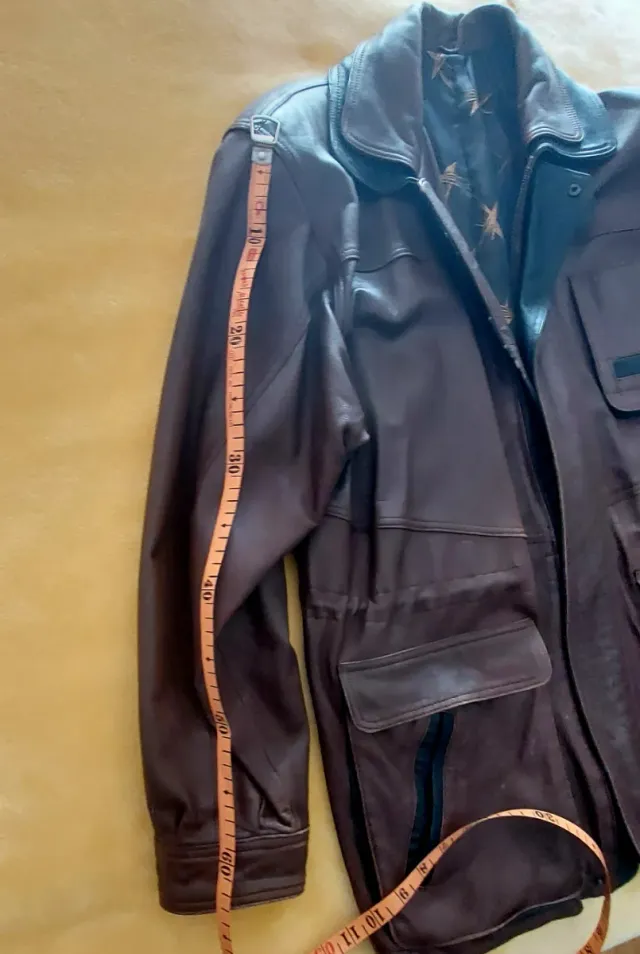 Chaquetón de cuero marrón chocolate