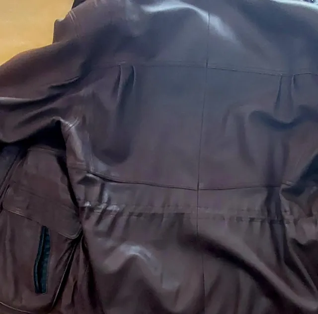 Chaquetón de cuero marrón chocolate