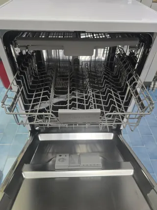 Lavavajillas Samsung DW60M6050FW