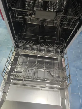 Lavavajillas Samsung DW60M6050FW