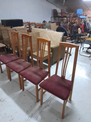 Juego de 4 Sillas de Comedor Madera