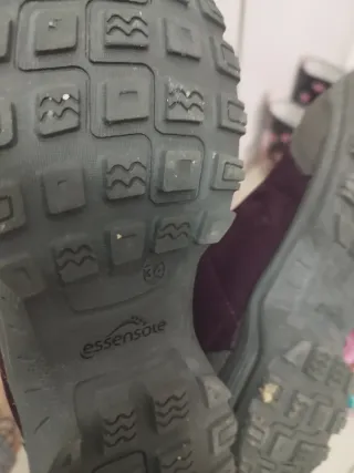 Lote de zapatos Botas , zapatillas y chanclas