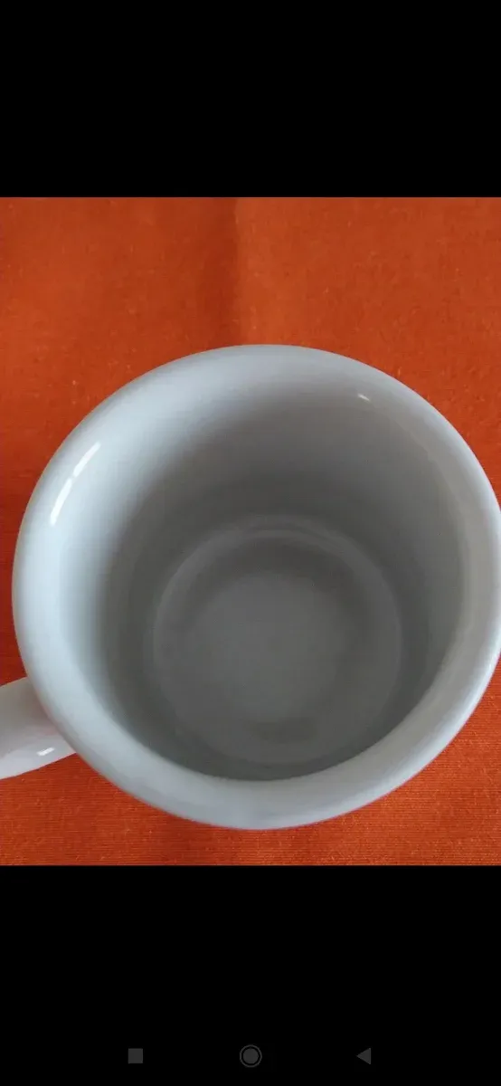 Tazza vintage in porcellana decorata