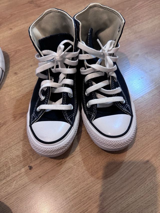 Zapatillas Converse Altas Negras y Blancas