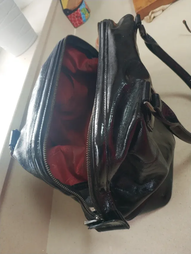 Bolso charol negro Longchamp Kate Moss