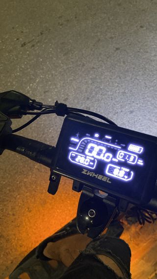 Patinete eléctrico Zcougar naranja