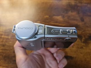 Cámara Nikon COOLPIX S10 VR Plata