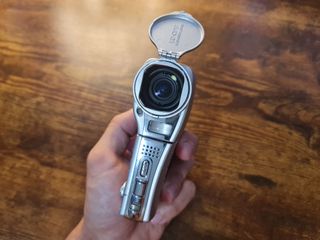 Cámara Nikon COOLPIX S10 VR Plata