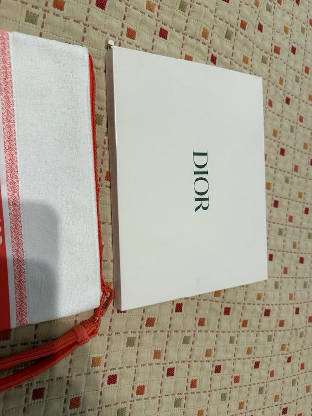 Neceser Dior Blanco con caja