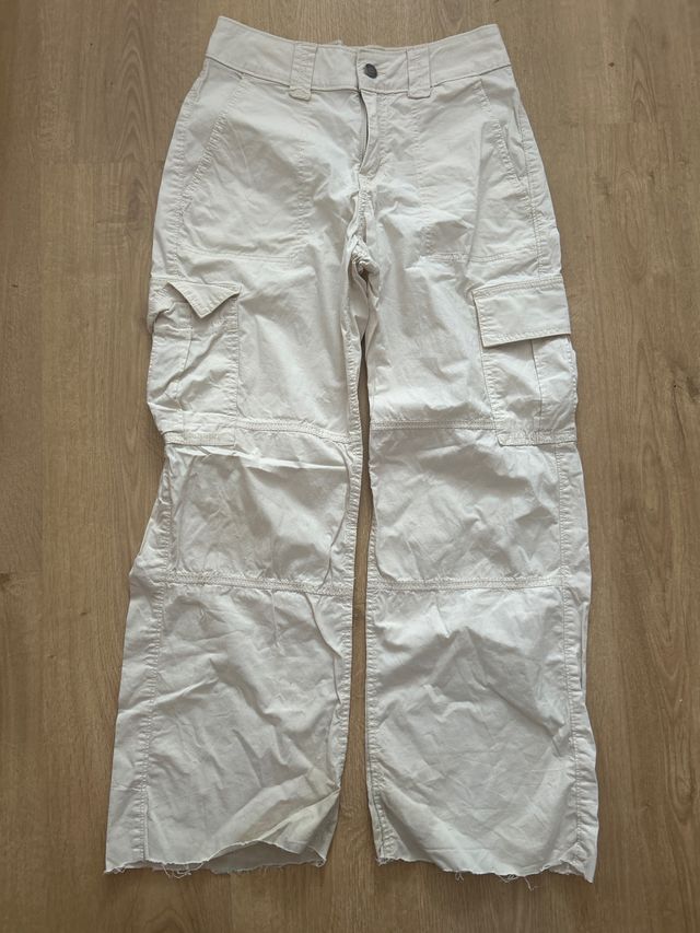 Pantalones cargo Hollister beige