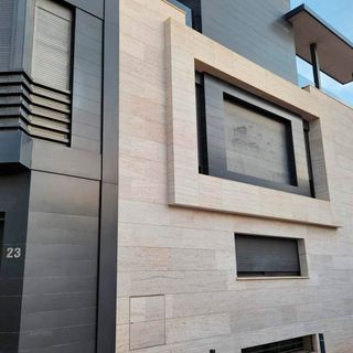 Trabajos en marmol fachadas suelos escaleras