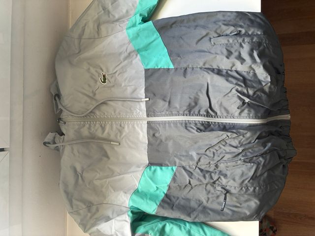 Chaqueta Lacoste Gris y Turquesa