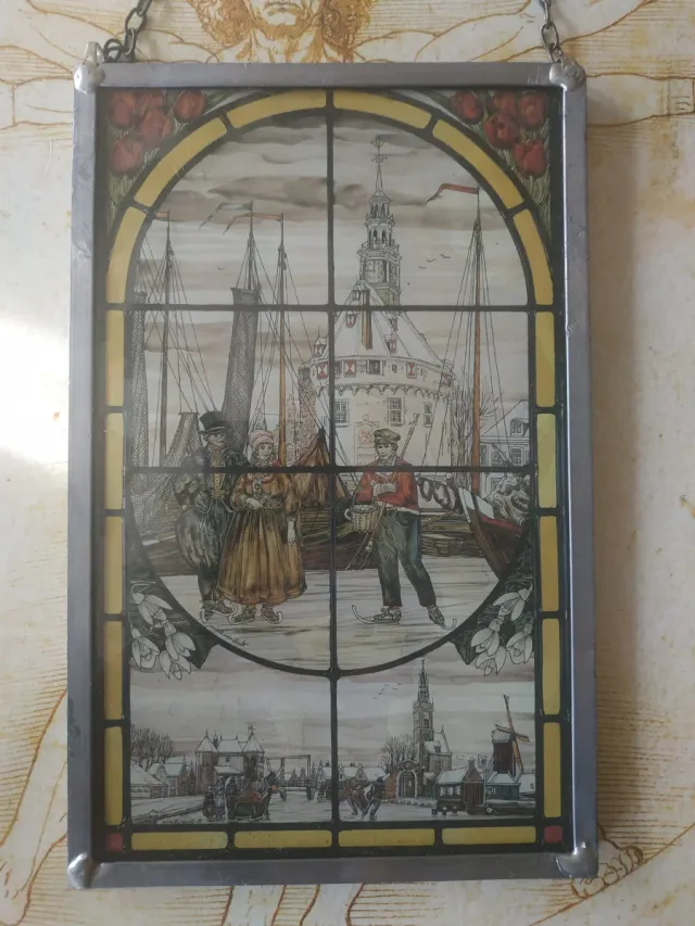 Vetrina decorativa antica