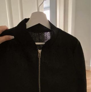 Chaqueta negra brillante talla única