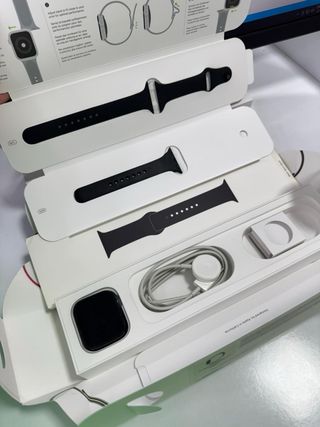 Apple Watch Series 5 GPS 44mm Aluminio