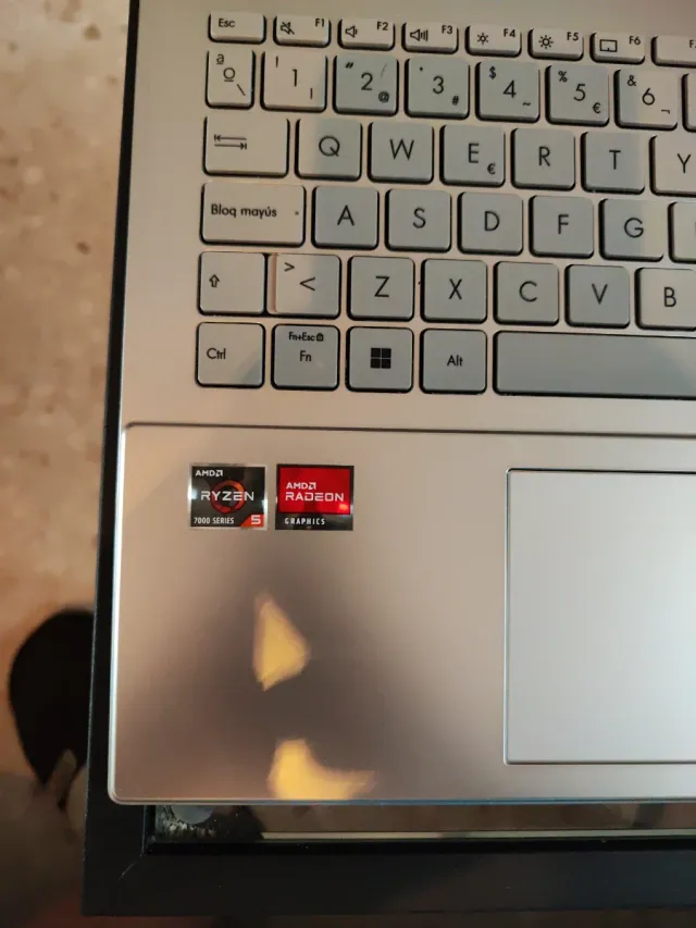 Portátil Asus Vivobook Go 14/15 Gris/Plata