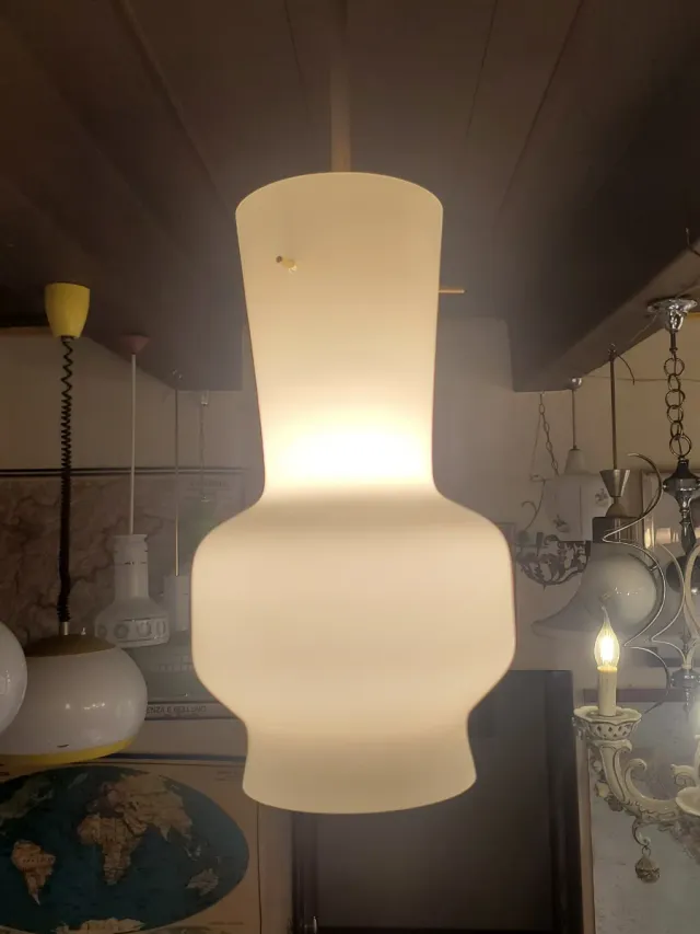 Lampada sospensione vetro opalino anni '60