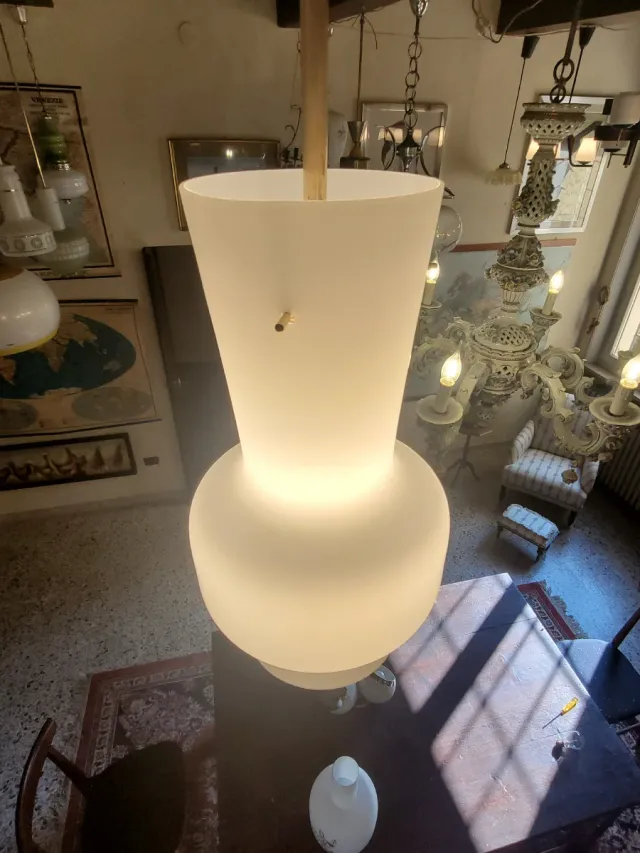 Lampada sospensione vetro opalino anni '60