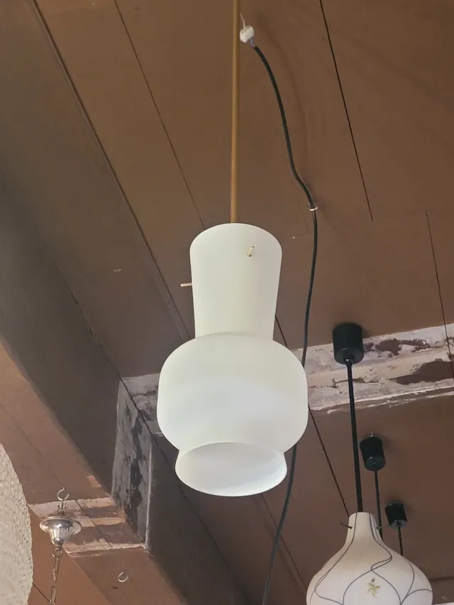 Lampada sospensione vetro opalino anni '60