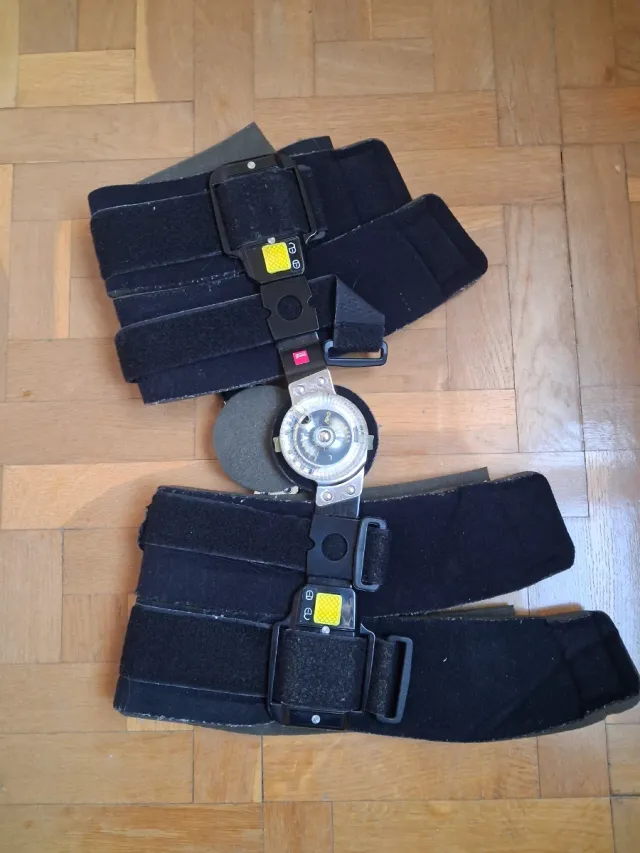 Rodillera MEDI protect ROM telescopica