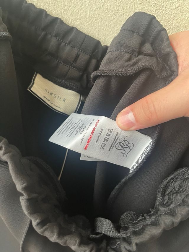 Pantalón jogger SikSilk negro