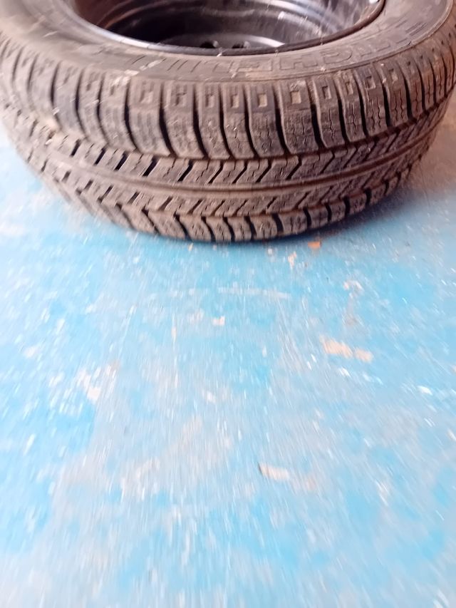 RUEDA COCHE MEGANE Y SIMILARES, CARTAGENA