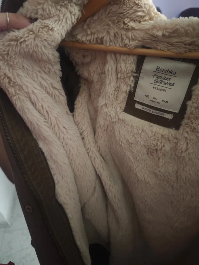 Chaquetón Bershka largo talla L sin usar