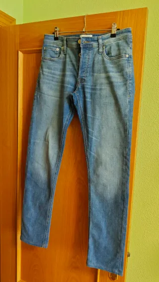 Pantalón vaquero azul