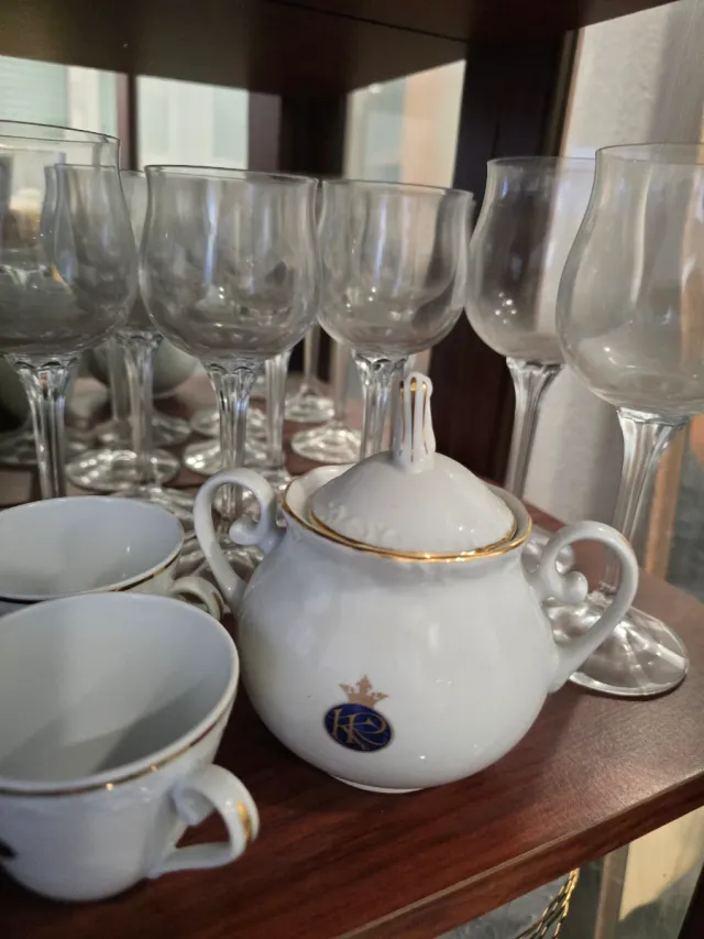 Juego de tazas Royal Kent GEORGE V