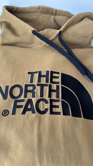 Sudadera The North Face Marrón y Negra
