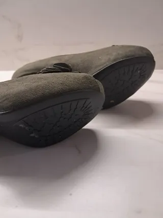 Zapatos verdes tacón 8cm antelina flor