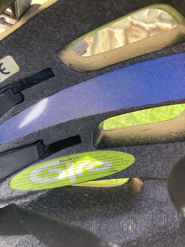 Casco de Bicicleta Giro Verde y Amarillo