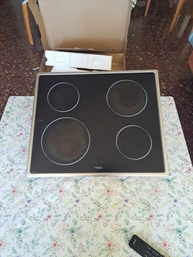 Vitrocerámica Teka VTC B