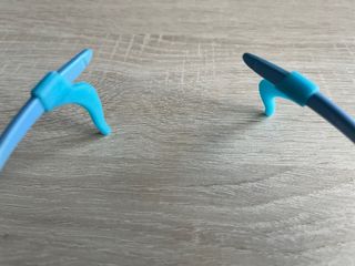 Gafas de sol infantiles azules y beige