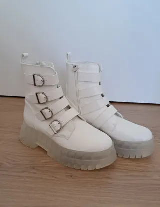 Botas blancas con plataforma