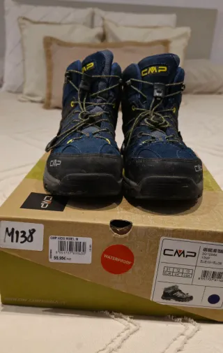 Botas de montaña CMP niño. Talla 31