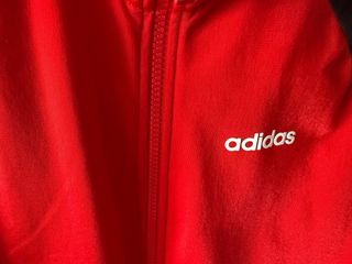 Chaqueta Adidas Roja y Negra Talla XS
