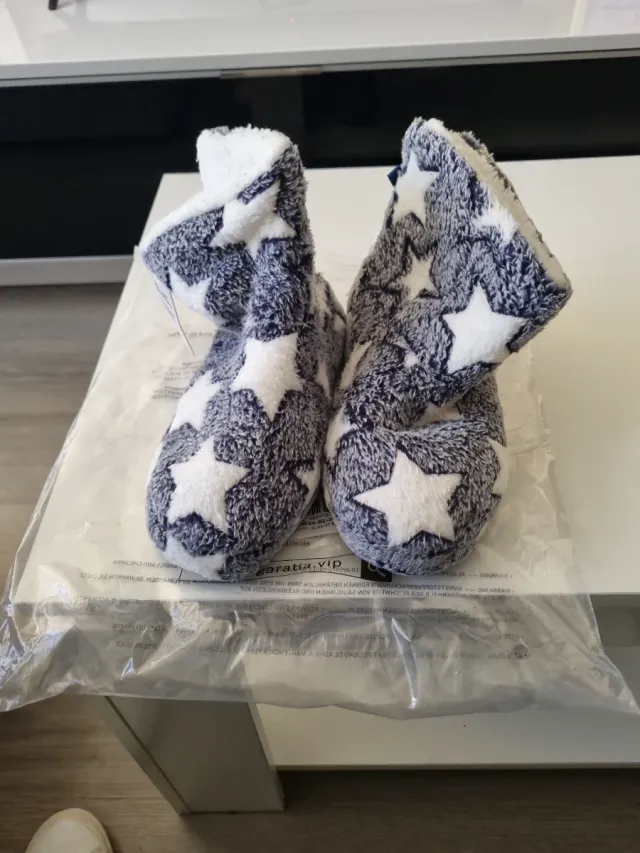 Zapatillas de casa con estrellas