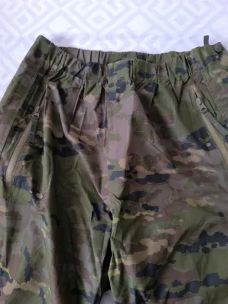 Pantalón de agua Talla L