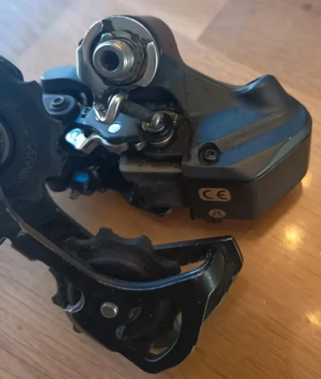 Cambio Shimano Ultegra Di2 6770 10v