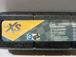 Llave Dinamométrica con Accesorios