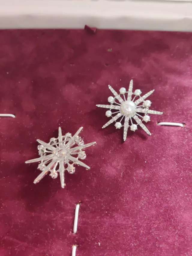 2 broches estrella perlas plata