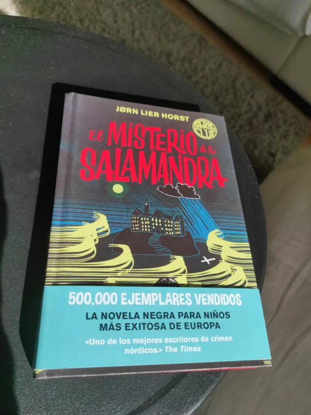 Serie Clue 1. El misterio de la salamandra