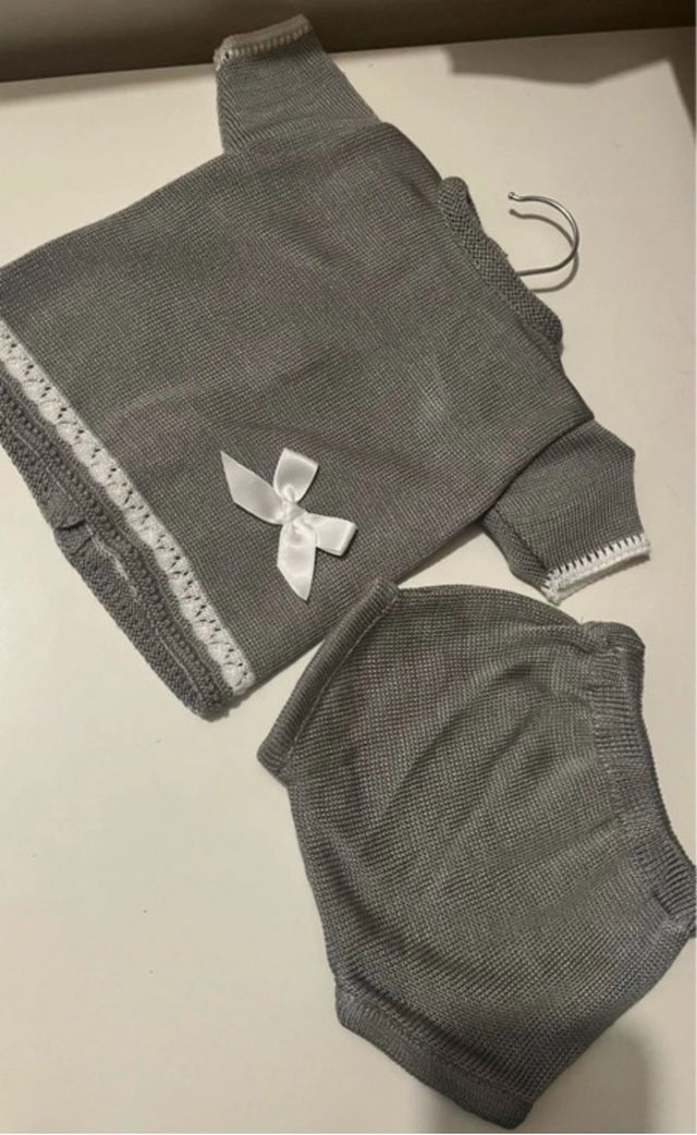 Conjunto de bebé, SARDON