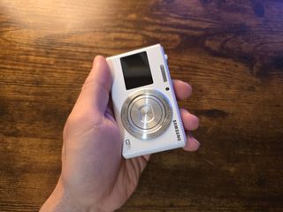 Cámara Samsung DV180F Plata/Blanca