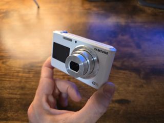 Cámara Samsung DV180F Plata/Blanca