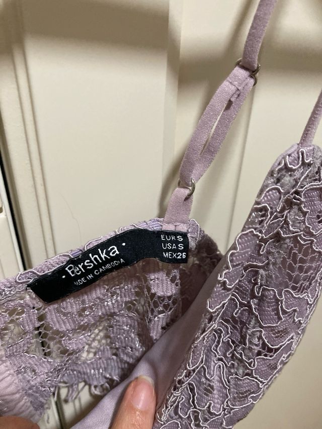 Top encaje lila tirantes
