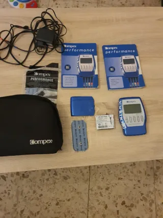 Máquina Electroestimulación Compex Performance