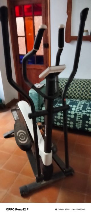 Aparato de gimnasia elíptica