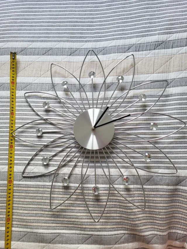 Reloj de pared decorativo